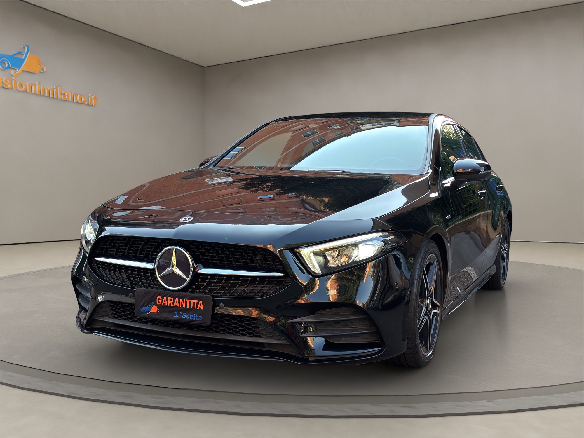 MERCEDESA200BENZ_03_converted